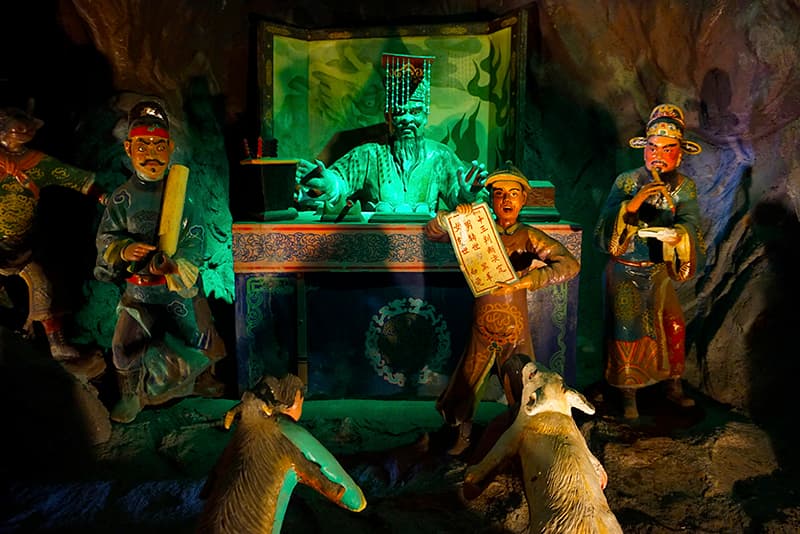 Exhibition depicting an afterlife scene at Hell's Museum