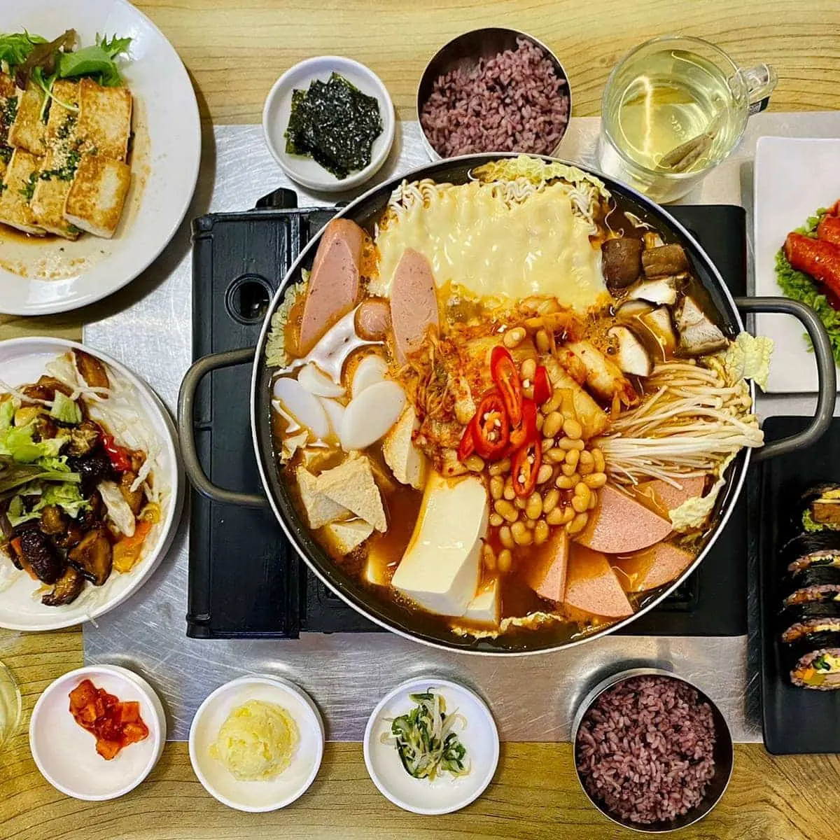 Vegetarian hot pot