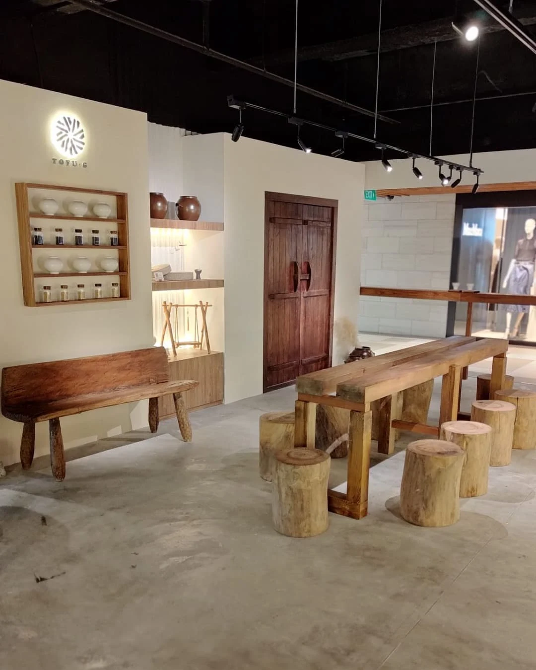 Japanese-inspired interiors at Tofug