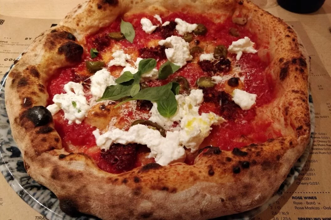 a neapolitan style pizza with cheese from pizzeria minutka postojna slovenia