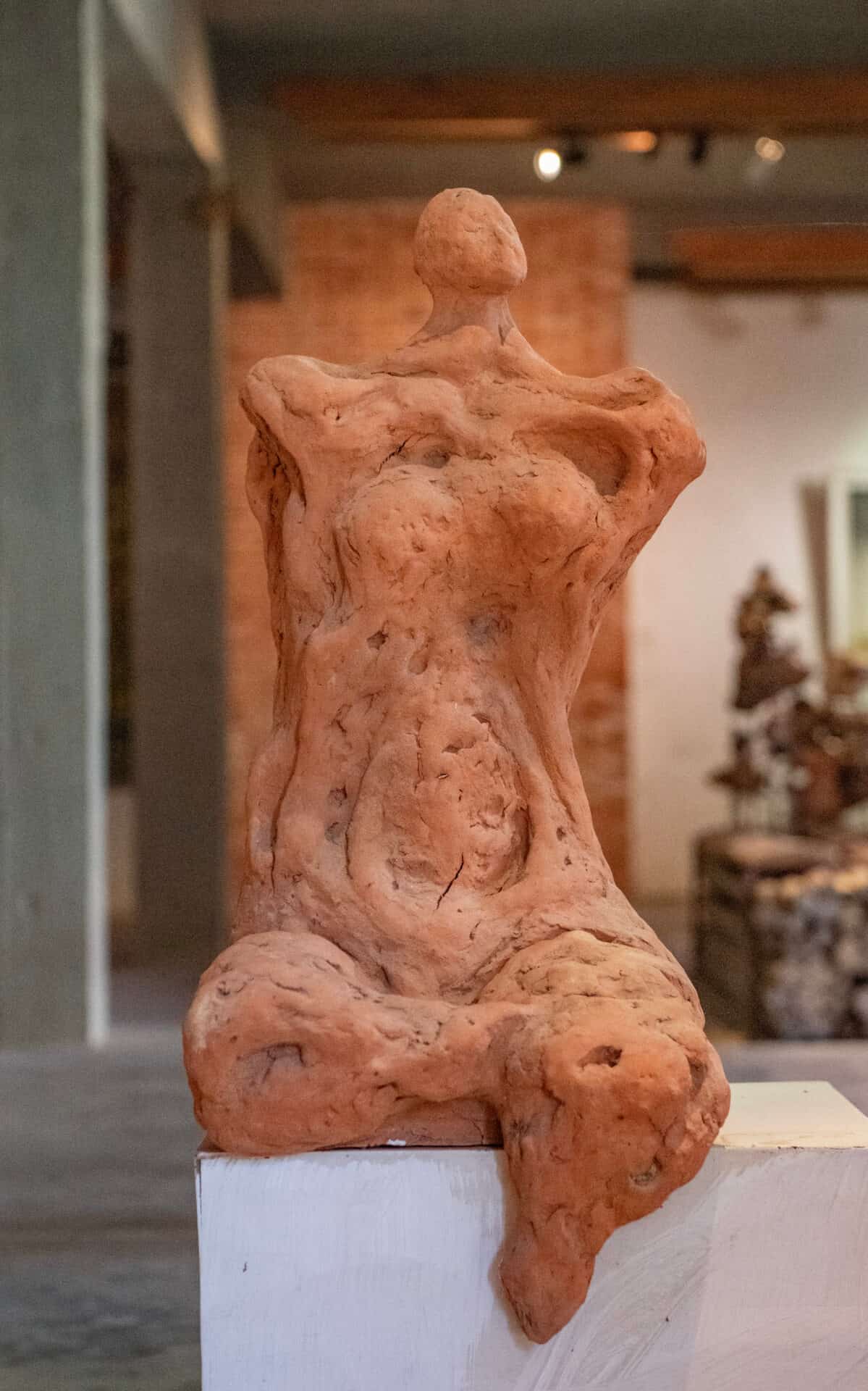 Clay sculpture artwork: Young Woman-DKG-Dinh Lang