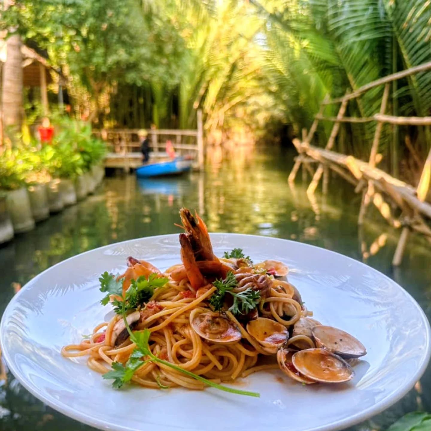Lunch in among the coconut groves
