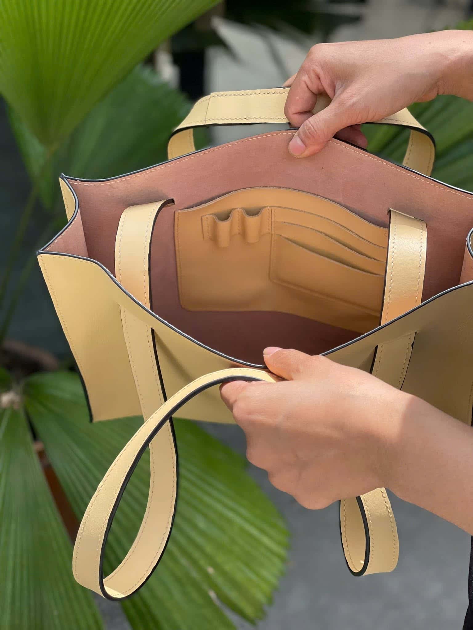 Customised leather bag
