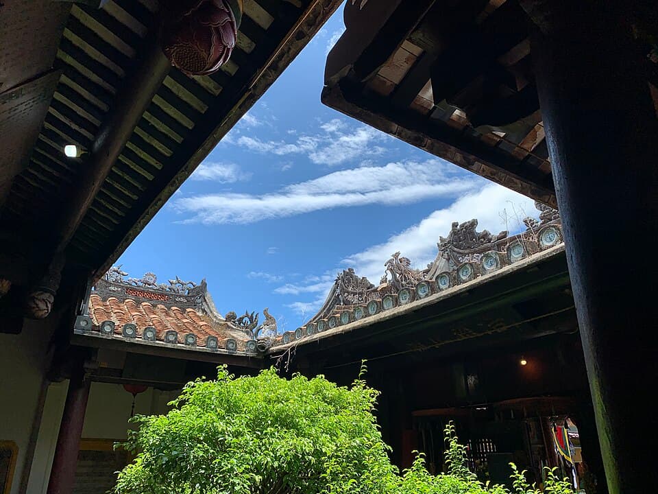View from the traditional courtyard within Quan Cong Temple