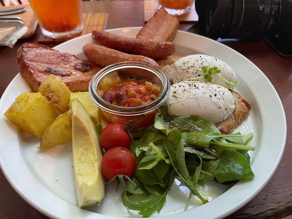 Breakfast in Kyoto Japan - Breakfast at Vermillion Cafe