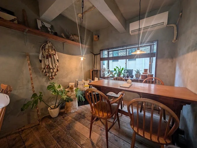 Best coffee in Kyoto - interior of Elephant Factory Coffee